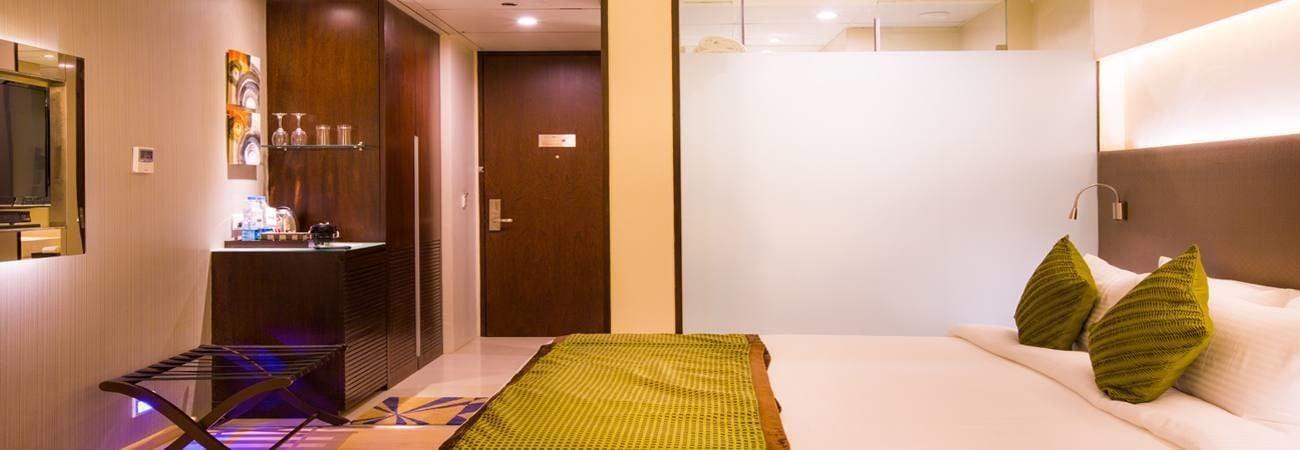 Regenta Central Grand Exotica Pimpri-Chinchwad Exterior foto